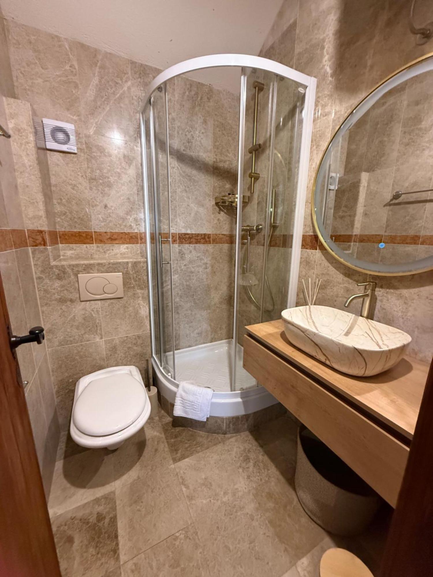 Skver Studio Apartments Herceg Novi Exteriér fotografie